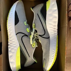 Nike Renew Run Size 10.5